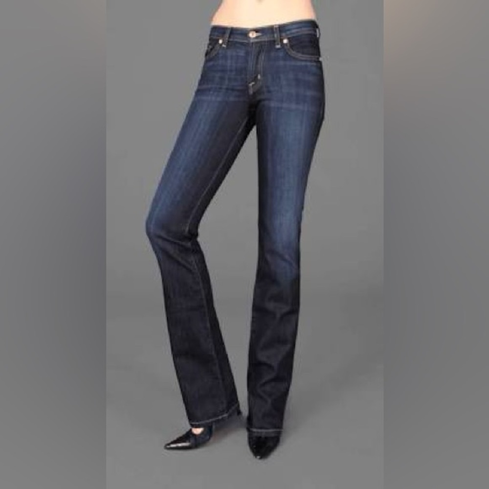 David Kahn Vintage Mid Rise Straight Leg Jeans in Dark‎ Wash Style 3560 Size 6P - Picture 16 of 16